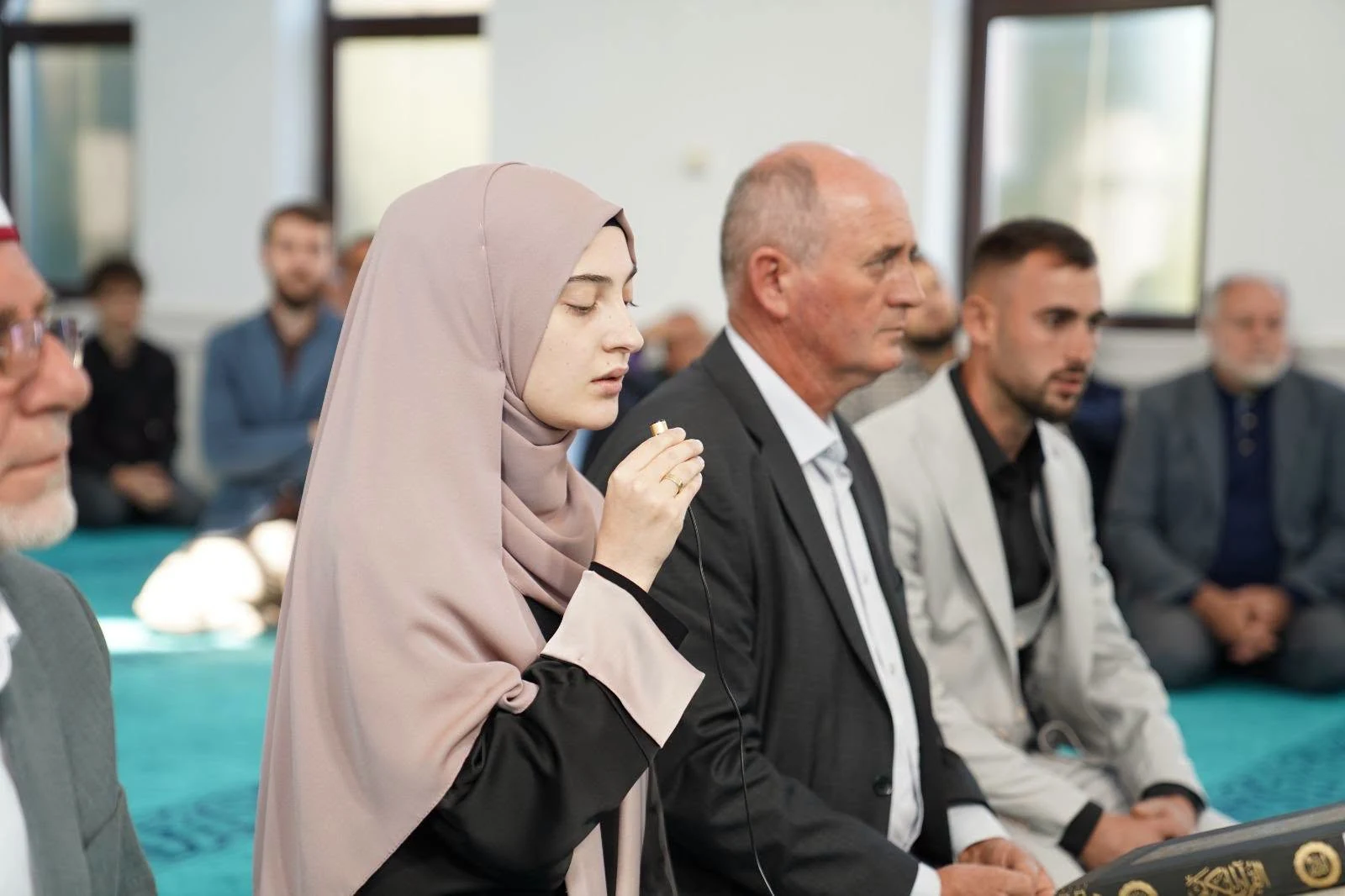 Semire Zulqufli Seferi receives the title of Hafiza of the Noble Qur’an